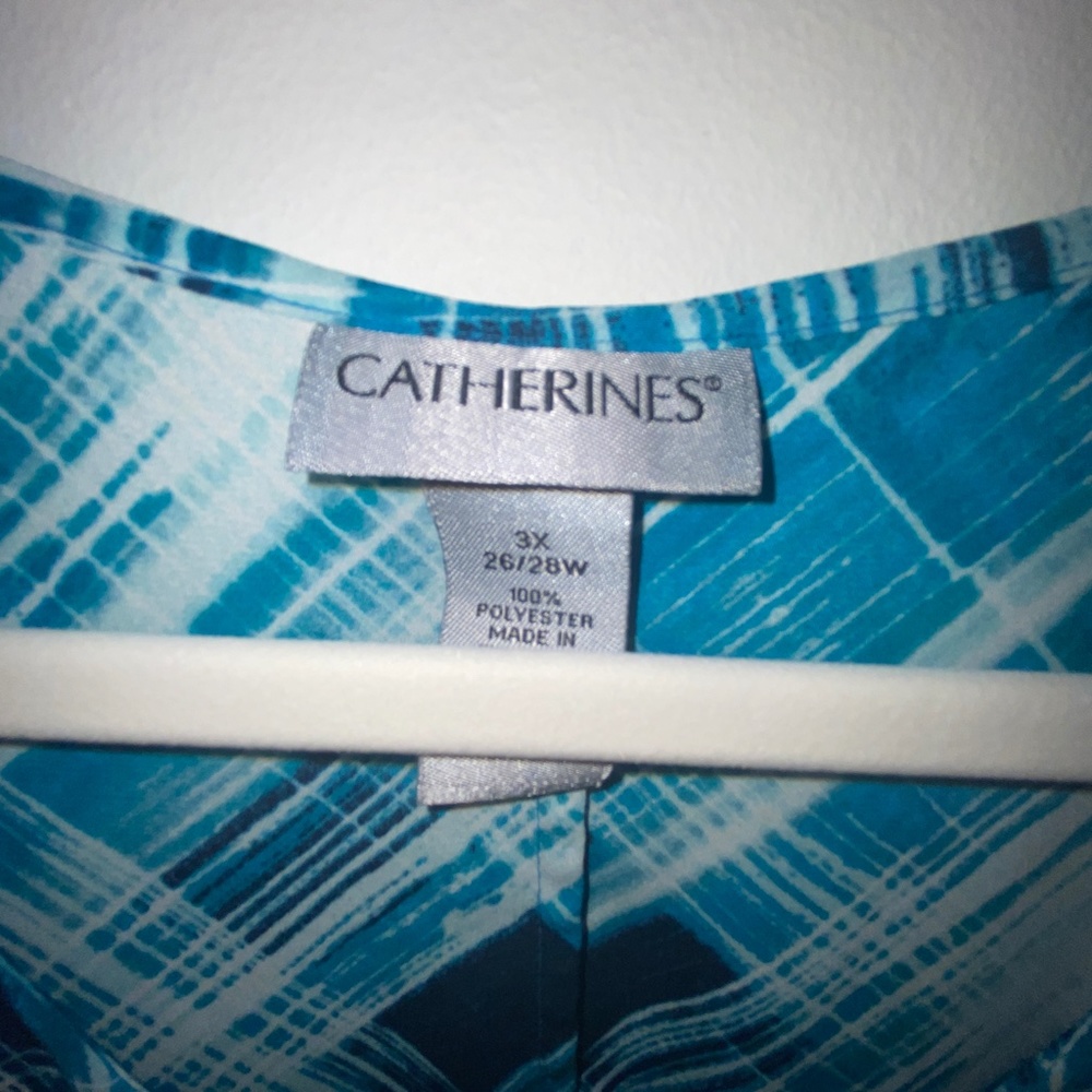 Catherines Ruffled neckline long sleeve Dress - Picture 2 of 6